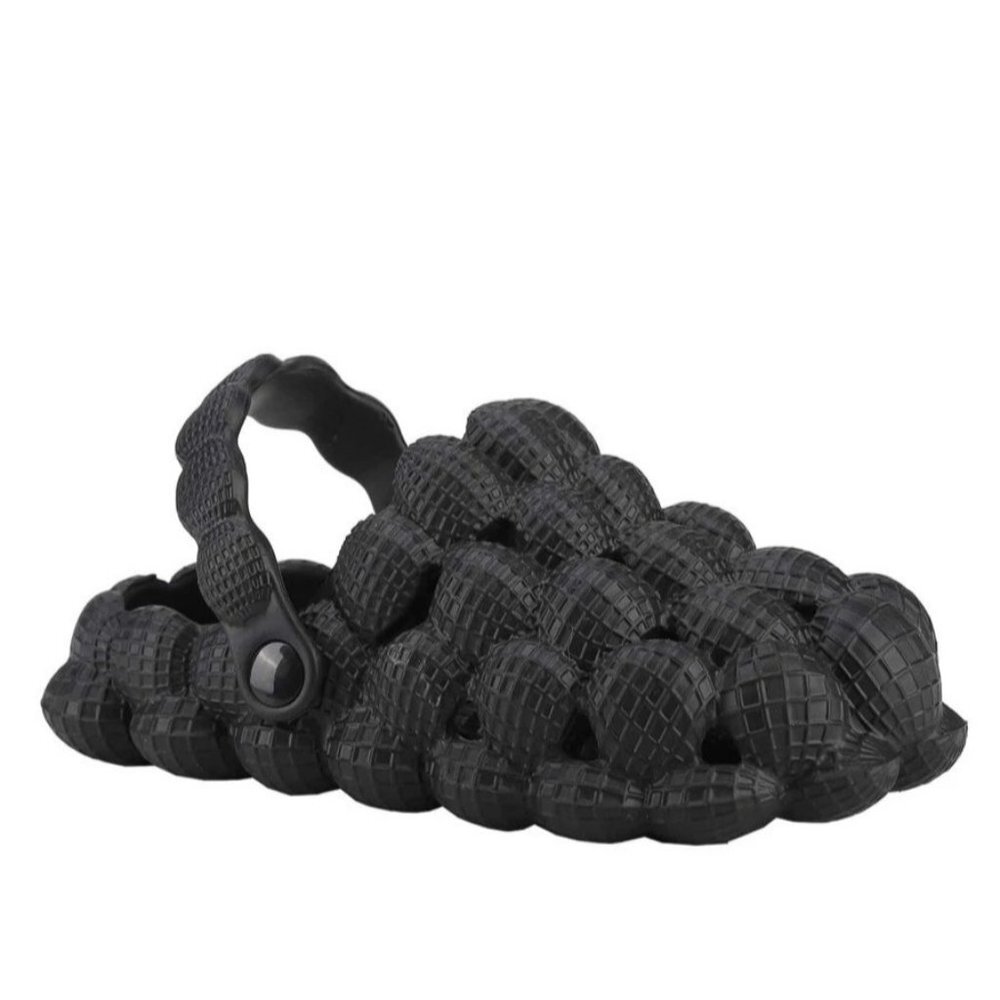 Shein Girls Hollow Out‎ Multi-way Wear Vented Clogs in Black - Size EU 35 (US 3)